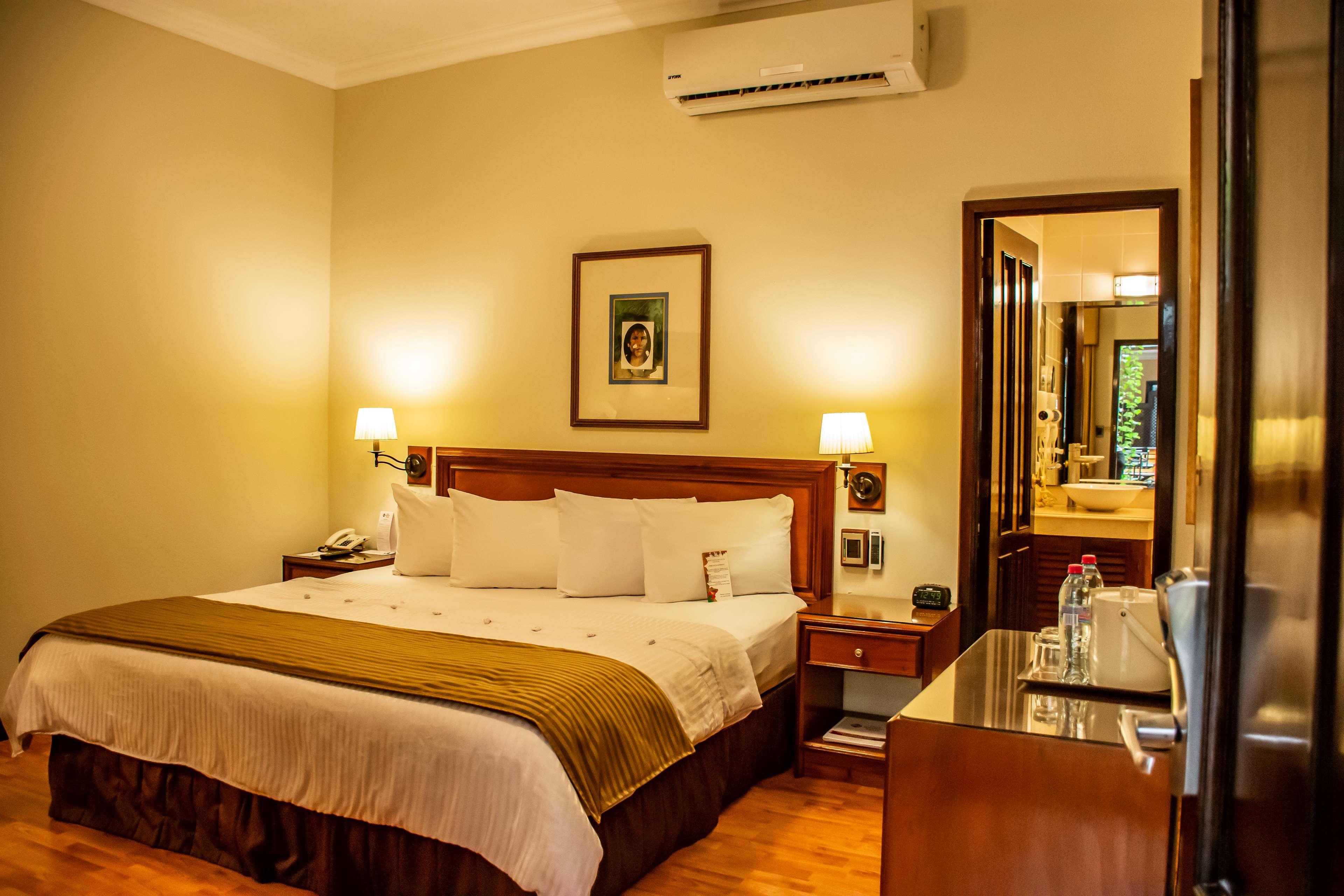 Best Western Plus Hotel Stofella Guatemala City Екстер'єр фото
